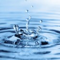 splash water